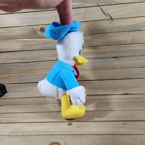 Donald Duck Plush Doll La Navidad Magika De Mickey Mc Donald's Toy EUC - Picture 4 of 5